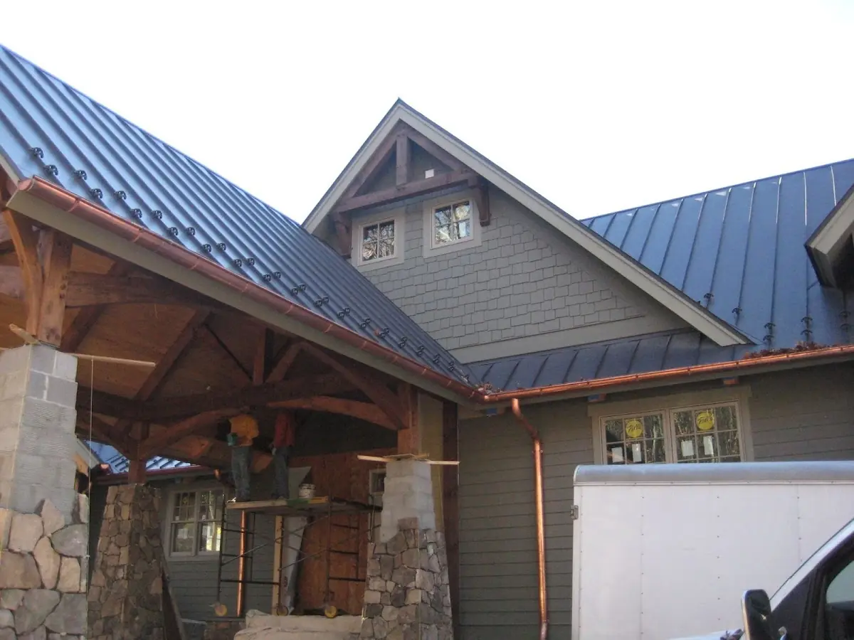 Craftsman Roofing team delivering quality roofing work in Tucson